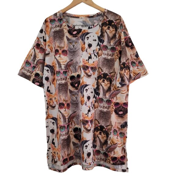 Secret Treasures Other - Secret Treasures Cats Puppies Bunny Print Shirt Adult Sz L/XL Unisex Tee Casual